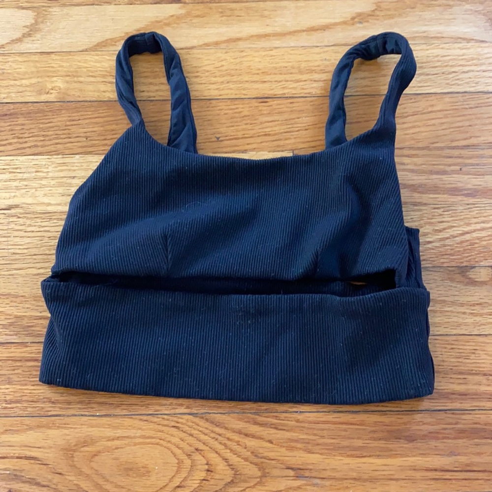 Alo ribbed sport bra